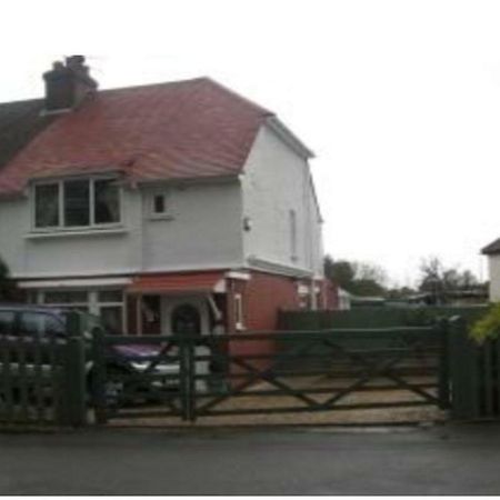 Maidstone Family Homes Upper Road Cottage Dış mekan fotoğraf
